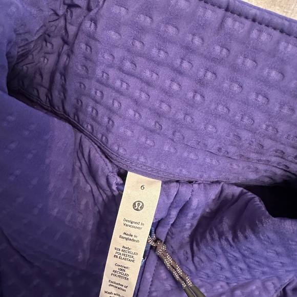 Lululemon hiking vest - Picture 2 of 3